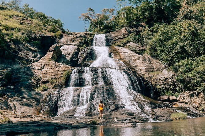 diyaluma-waterfall-natural-pool-bath